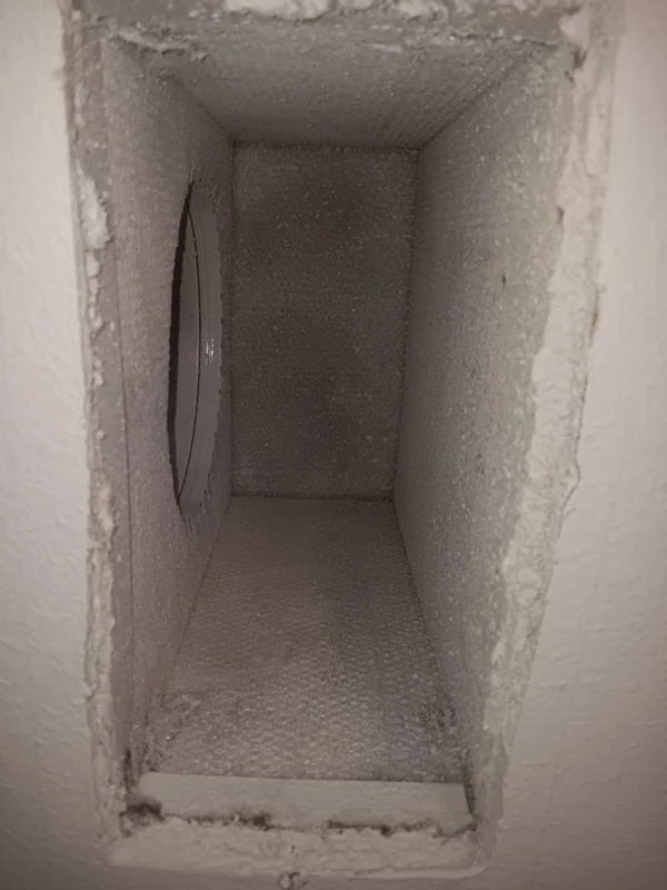 Green Air Duct Club team providing Air duct cleaning service in South Side