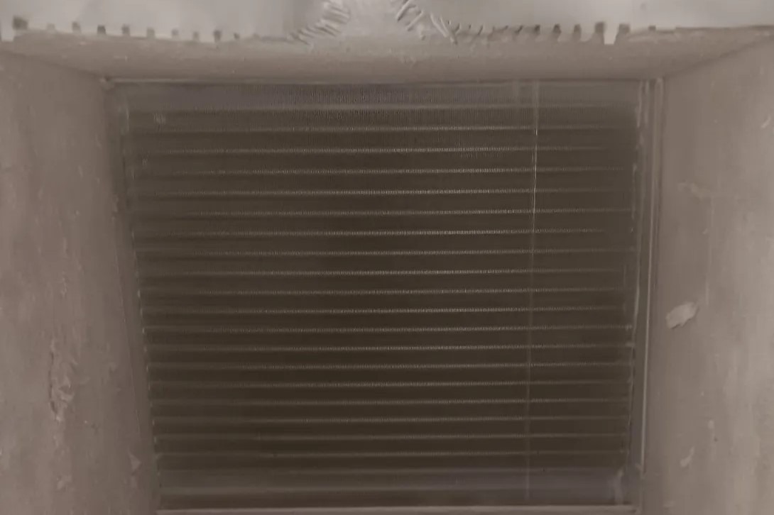 the best air duct cleaners in san antonio are cleaning this air duct